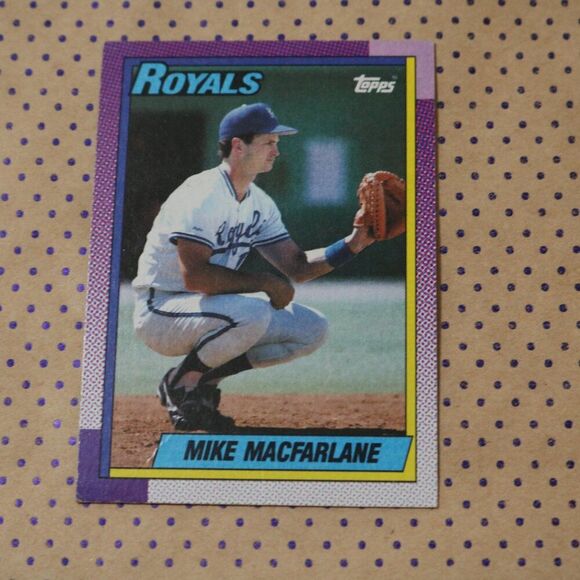 Mike Macfarlane #202 Baseball Card - Picture 1 of 2